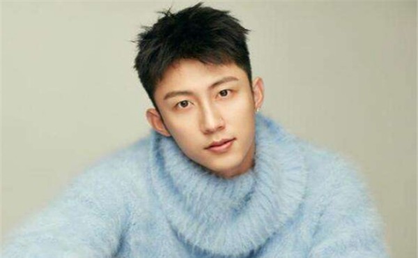 抱瑜握瑾是什么生肖打一肖:词语解析解答落实 抱瑜握瑾是什么生肖打一肖:词语解析解答落实