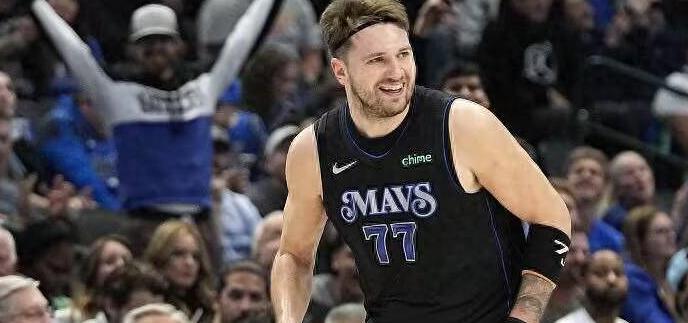 揭秘手无寸铁背后的生肖动物,一场热议与深度解析的盛宴 揭秘手无寸铁背后的生肖动物,一场热议与深度解析的盛宴