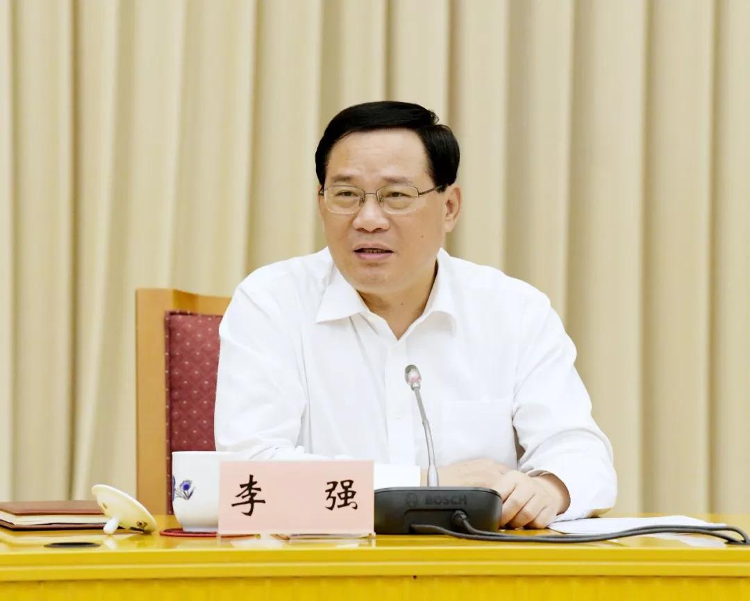 白头少年是什么生肖:答案解释落实 白头少年是什么生肖:答案解释落实