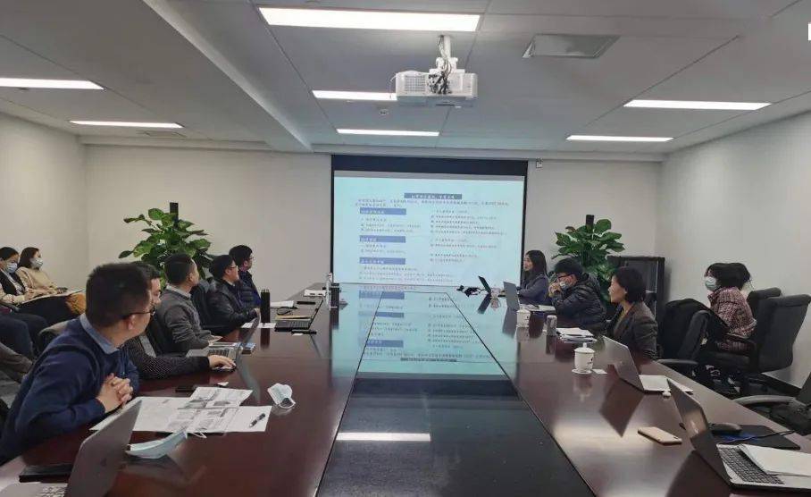 灰不喇唧代表什么生肖、交流解释落实