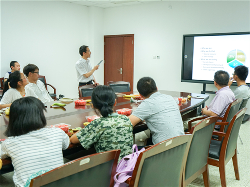 掌上明珠与生肖之谜,乐观解释的实践与落实 掌上明珠与生肖之谜,乐观解释的实践与落实