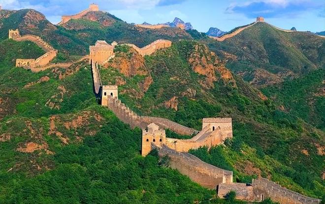 专家揭秘,万里长城一片土中的生肖寓意 专家揭秘,万里长城一片土中的生肖寓意