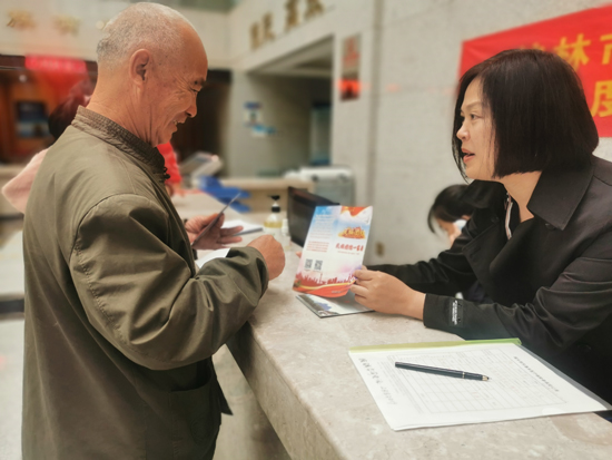 面朝黄土背朝天什么生肖、团结解释落实 面朝黄土背朝天什么生肖、团结解释落实