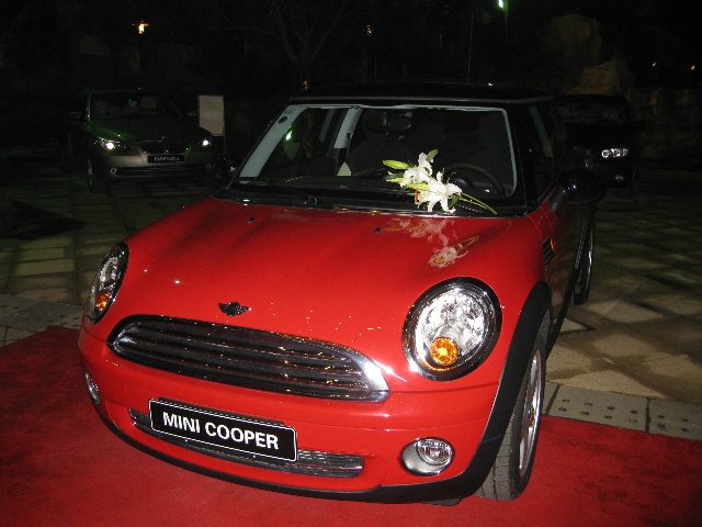 宝马香车与生肖之谜,实证解释与文化寓意的深度剖析 宝马香车与生肖之谜,实证解释与文化寓意的深度剖析