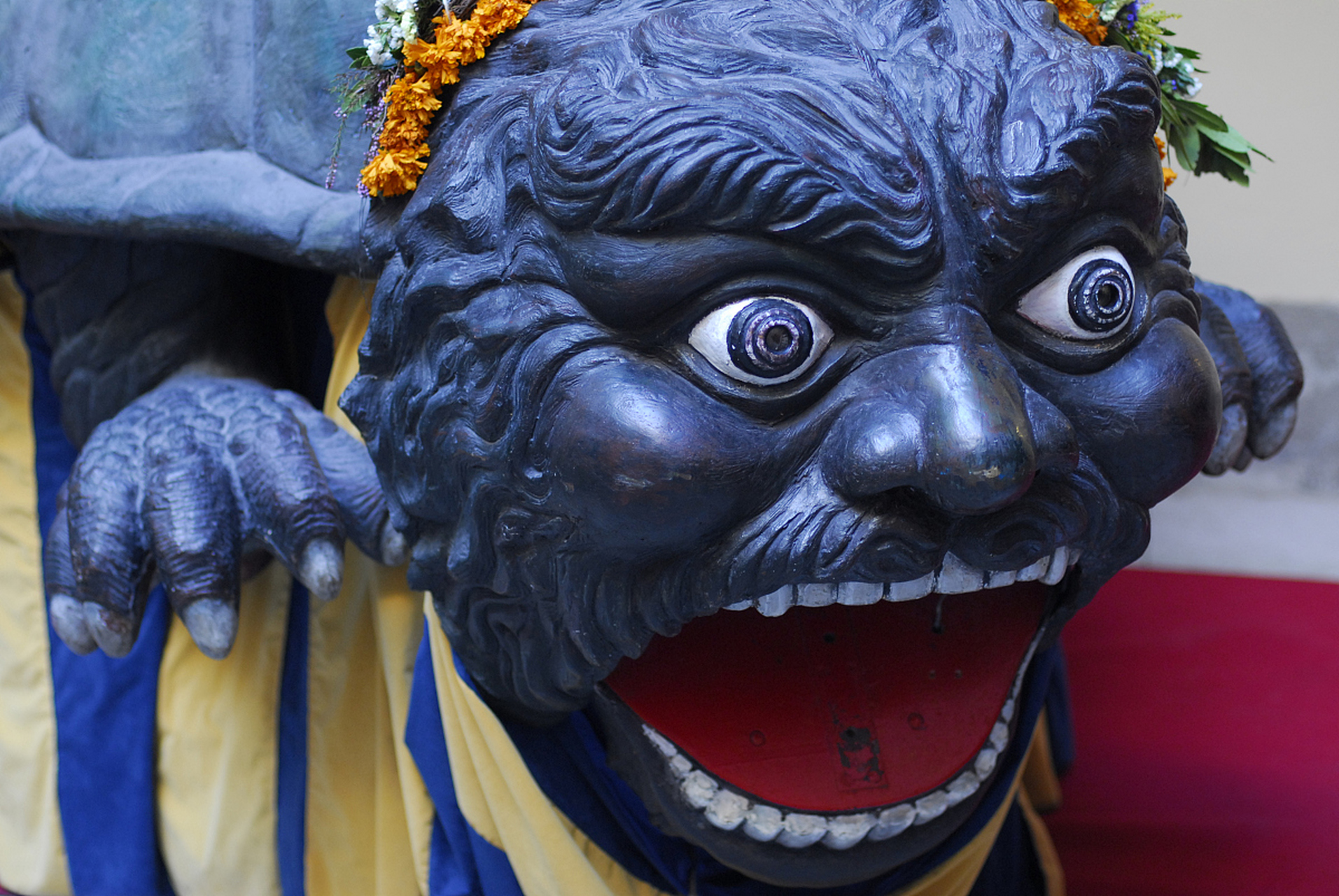 青面獠牙，揭秘生肖中的神秘面纱